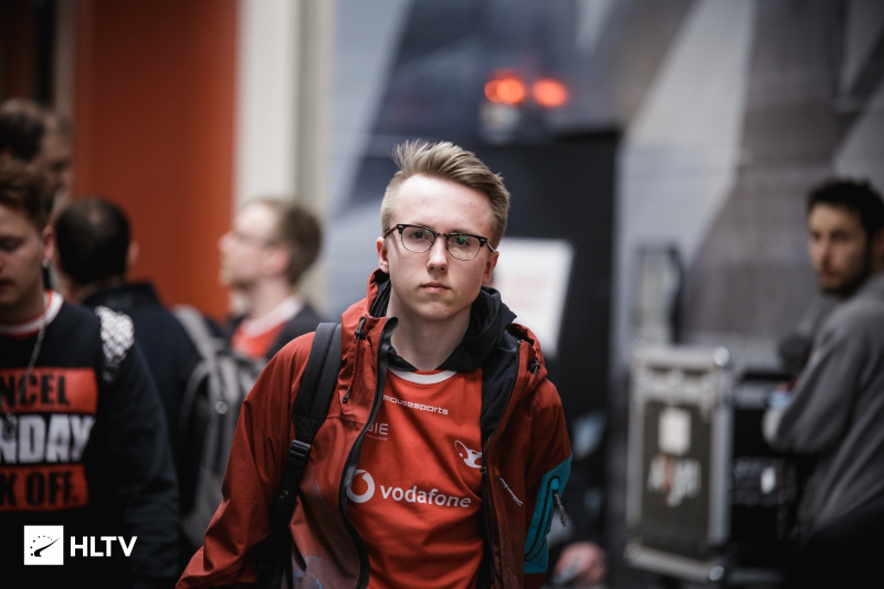 2025LPL春季赛将于1月10日17点正式开启！