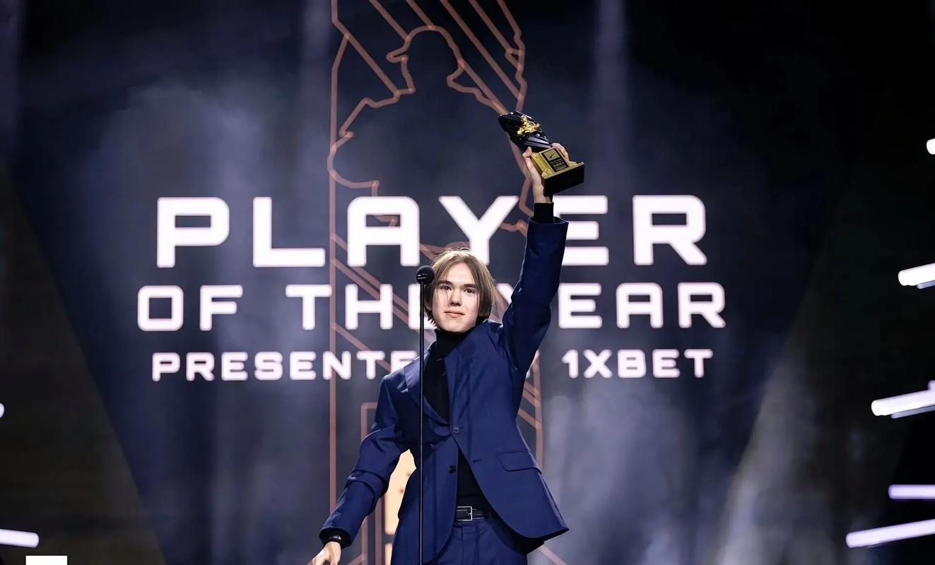 apEX 成为CS历史上最富有的玩家